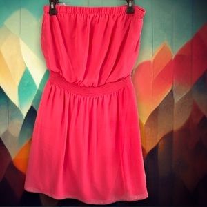 Express Strapless flowing‎ strapless sexy dress